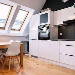 https://rentplanet-apartamenty-w-mikoaja.hotelswroclaw.com